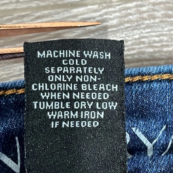 Lane Bryant Low Rise Boot Cut Distressed Patch Denim Jeans 22 Short - Picture 9 of 14